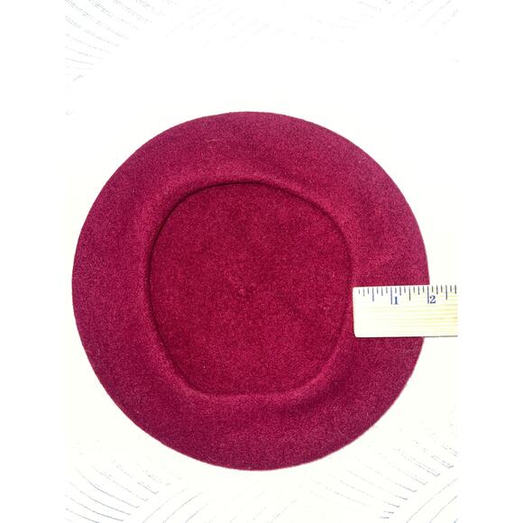 Parkhurst Burgundy Wool Beret – Made in Canada | Classic Timeless Style - Picture 4 of 9